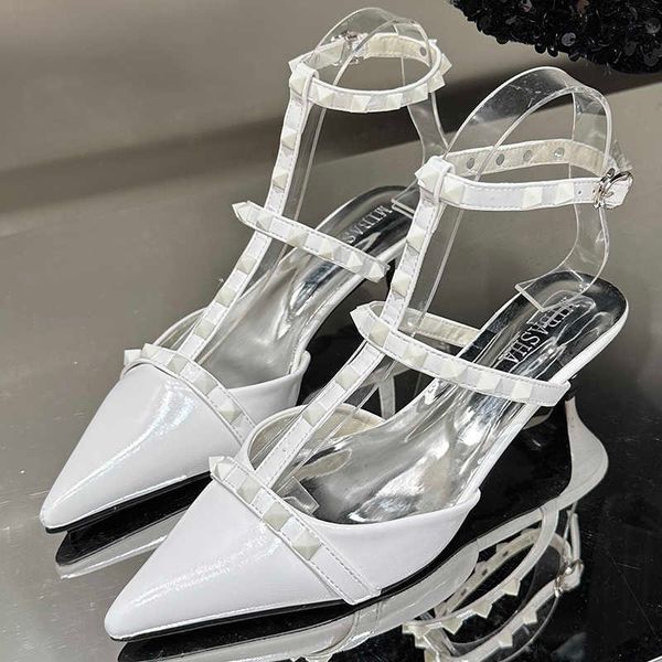 nxy sandals 2023 luxury rivet women pumps t-strap new in outdoor casual female fashion pointed toe shallow ladies heels shoes 230511, Black
nxy sandals 2023 luxury rivet women pumps t-strap new in outdoor casual female fashion pointed toe shallow ladies heels shoes 230511, Black