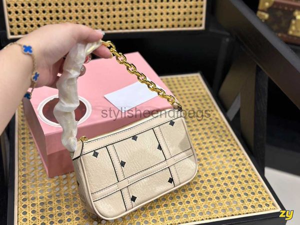 stylisheendibags totes retro female bags one-shoulder messenger handbag large-capacity presbyopia large printing shopping bag
stylisheendibags totes retro female bags one-shoulder messenger handbag large-capacity presbyopia large printing shopping bag