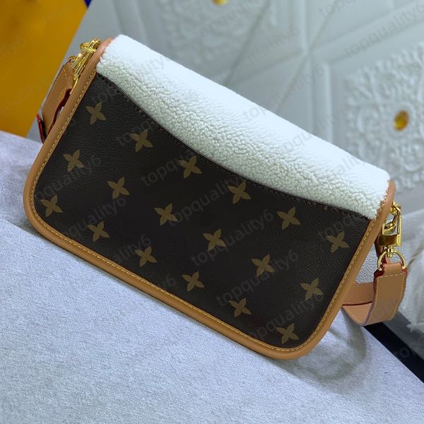 women luxury designer bags old flower baguette shoulder bag messenger crossbody bag wallet genuine leather casual printed embroidery strap c
women luxury designer bags old flower baguette shoulder bag messenger crossbody bag wallet genuine leather casual printed embroidery strap c