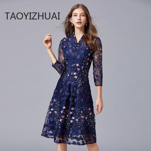 dresses embroidered dress spring and autumn women's new vneck french wide lady highend knee length improved cheongsam extra large, Black;gray
dresses embroidered dress spring and autumn women's new vneck french wide lady highend knee length improved cheongsam extra large, Black;gray