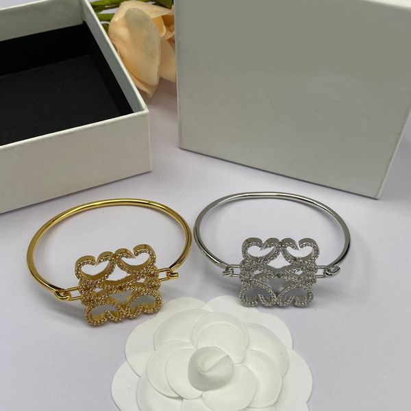 women designer bangle jewelry brand logo charms bracelets for women gold silver bangle with logo design lady gift, Black
women designer bangle jewelry brand logo charms bracelets for women gold silver bangle with logo design lady gift, Black