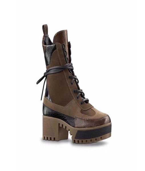 2022female real leather boots with belt buckle women039s shoes fashion waterproof boots high heels with box8761839, Black
2022female real leather boots with belt buckle women039s shoes fashion waterproof boots high heels with box8761839, Black