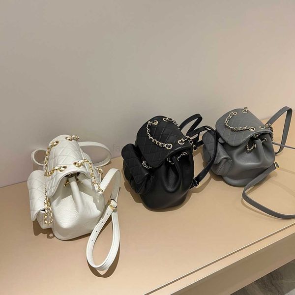 flap bag new women 10a luxury designer shoulder bag changing duma genuine cowhide leather young lady travel backpack college style c tote ba
flap bag new women 10a luxury designer shoulder bag changing duma genuine cowhide leather young lady travel backpack college style c tote ba