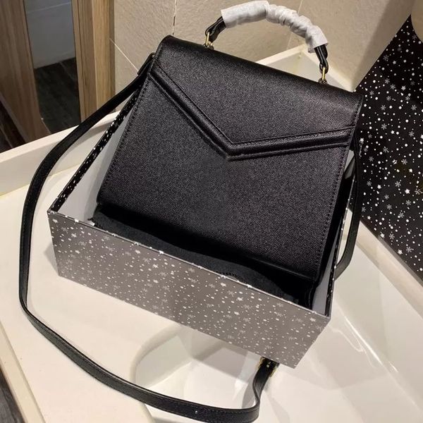 2023 messenger bags women fashion bags handbag clutch flap shoulder bag genuine leather crossbody bags metal buckle message bag, Black;red
2023 messenger bags women fashion bags handbag clutch flap shoulder bag genuine leather crossbody bags metal buckle message bag, Black;red