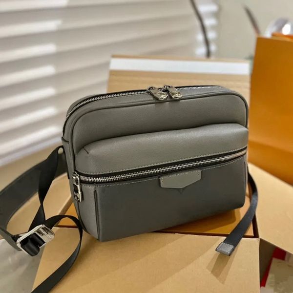 mt mens shouler cross body designers outdoor messenger bag fashion students luxurys design zipper womens handbags adjustable shoulder strap
mt mens shouler cross body designers outdoor messenger bag fashion students luxurys design zipper womens handbags adjustable shoulder strap