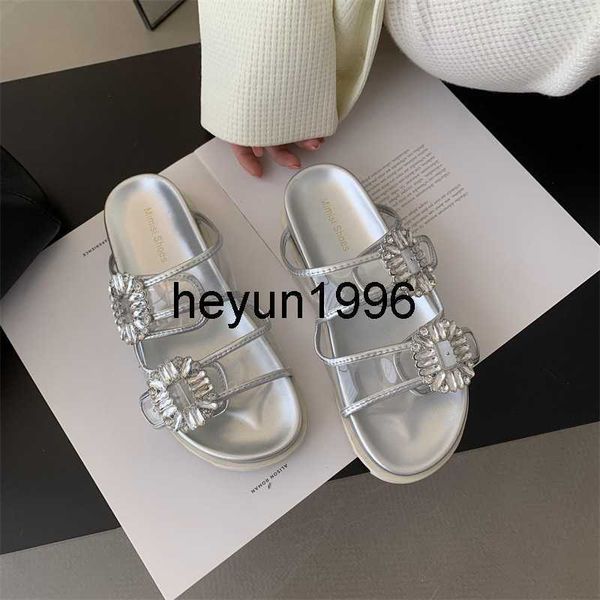 women wearing slippers summer outing in 2023 the new style of one line slipper fashionable rhinestone thick sole sandals for going out, Black
women wearing slippers summer outing in 2023 the new style of one line slipper fashionable rhinestone thick sole sandals for going out, Black