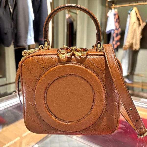 luxury designer classic purses travel blondie cosmetic bag 7a shoulder evening leather tote clutch vanity hand bags womens men handbag cross
luxury designer classic purses travel blondie cosmetic bag 7a shoulder evening leather tote clutch vanity hand bags womens men handbag cross