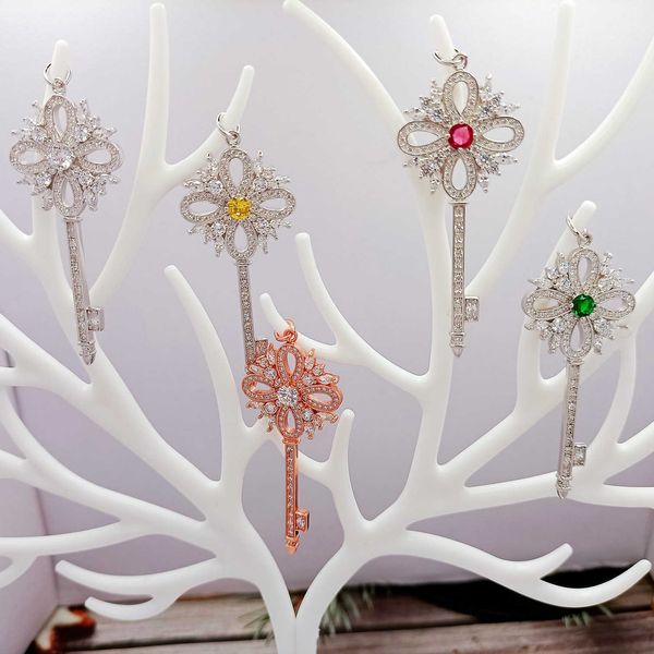 internet celebrity tiffaytiffayffay s925 sterling silver keys series snowflake key gradual embedding pendant women's 18k rose gold neck
internet celebrity tiffaytiffayffay s925 sterling silver keys series snowflake key gradual embedding pendant women's 18k rose gold neck