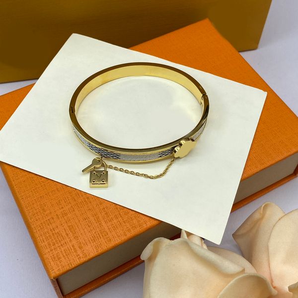 classic bracelets women bangle luxury designer l-letter bracelet 18k gold plated stainless steel bracelet womens wedding jewelry gifts, Black
classic bracelets women bangle luxury designer l-letter bracelet 18k gold plated stainless steel bracelet womens wedding jewelry gifts, Black