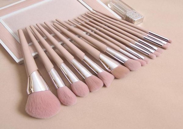 makeup brushes fashion beauty cosmetic nude pink fb powder blusher highlighter brush eyeshadow blending nose eyebrow lip4877790
makeup brushes fashion beauty cosmetic nude pink fb powder blusher highlighter brush eyeshadow blending nose eyebrow lip4877790