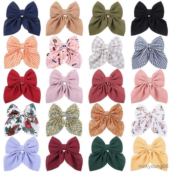 hair accessories sweet print bowknot clip for women girls solid bow pins ribbon butterfly barrettes duckbill kids, Slivery;white
hair accessories sweet print bowknot clip for women girls solid bow pins ribbon butterfly barrettes duckbill kids, Slivery;white