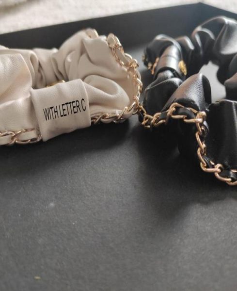 new metal chain fashion symbol classic elastic hair ties leather hairrope hairband party gift cards5735215, Golden;silver
new metal chain fashion symbol classic elastic hair ties leather hairrope hairband party gift cards5735215, Golden;silver
