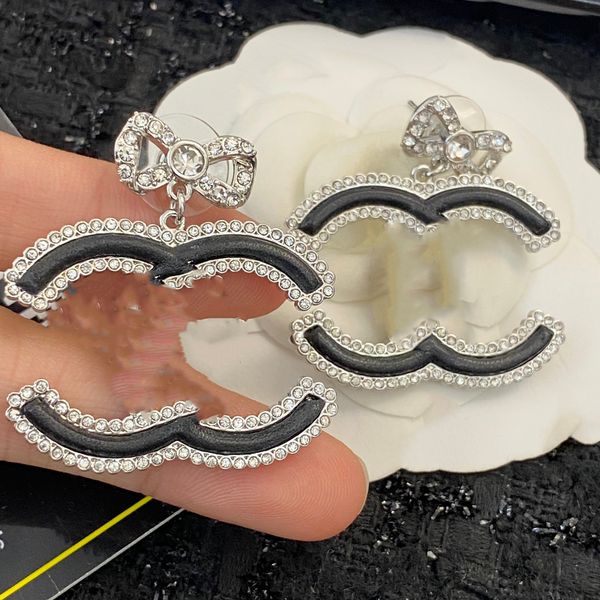 fashion stud jewelry designers luxury ccity earrings orecchini plated silver womens earring trendy small gold letter designer long earrings, Golden;silver
fashion stud jewelry designers luxury ccity earrings orecchini plated silver womens earring trendy small gold letter designer long earrings, Golden;silver