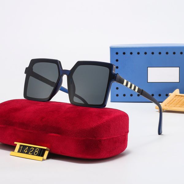 2023 designer square sunglasses men women vintage shades driving polarized sunglas male sun glasses fashion metal plank sunglass eyewear 142, White;black
2023 designer square sunglasses men women vintage shades driving polarized sunglas male sun glasses fashion metal plank sunglass eyewear 142, White;black