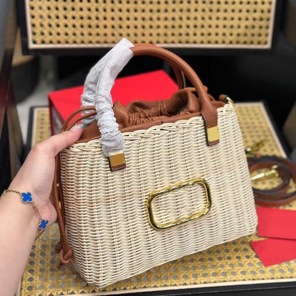 nail beach bags womens designer bag summer small travel bags cane work tote bag v letter luxury handbag woven straw bag purses 230615
nail beach bags womens designer bag summer small travel bags cane work tote bag v letter luxury handbag woven straw bag purses 230615