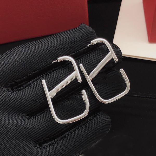 designer earring charm v logo brand stud earing women fashion hoop jewelry luxury metal crystal pearl earring jeweler women's gift alk, Golden
designer earring charm v logo brand stud earing women fashion hoop jewelry luxury metal crystal pearl earring jeweler women's gift alk, Golden