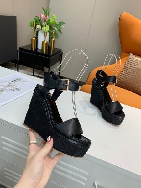 casual shoes 2023 the latest explosive wedge sandals women's fashion luxury design size 35-42, Black
casual shoes 2023 the latest explosive wedge sandals women's fashion luxury design size 35-42, Black