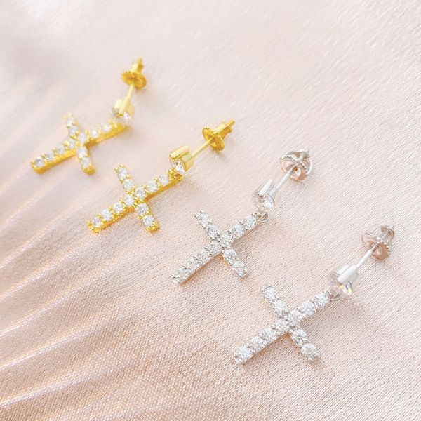 diamond passed test 925 sterling silver bling moissanite cross studs earrings jewelry for girls women nice gift studs, Golden;silver
diamond passed test 925 sterling silver bling moissanite cross studs earrings jewelry for girls women nice gift studs, Golden;silver