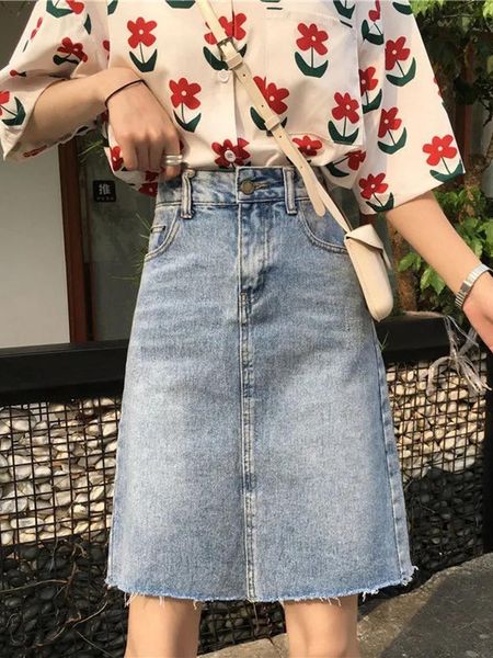 dresses s5xl high waist button kneelength denim skirt spring summer raw edge jean skirt 2023 allmatch preppy style midi jean skirts, Black;gray
dresses s5xl high waist button kneelength denim skirt spring summer raw edge jean skirt 2023 allmatch preppy style midi jean skirts, Black;gray