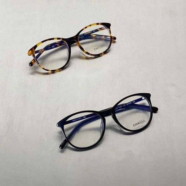 collectable designer ultra light women's optical myopia hawksbill color eyeglass frame for women can be matched with height count plain, Silver
collectable designer ultra light women's optical myopia hawksbill color eyeglass frame for women can be matched with height count plain, Silver