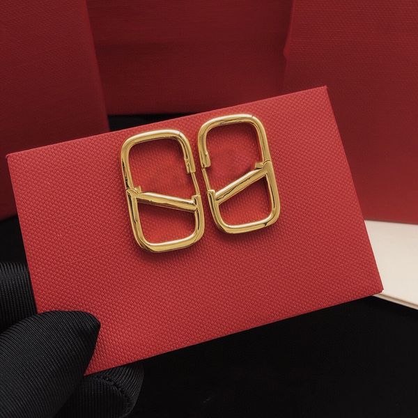designer earring charm v logo brand stud earing women fashion hoop jewelry luxury metal crystal pearl earring jeweler women's gift ajx, Golden
designer earring charm v logo brand stud earing women fashion hoop jewelry luxury metal crystal pearl earring jeweler women's gift ajx, Golden
