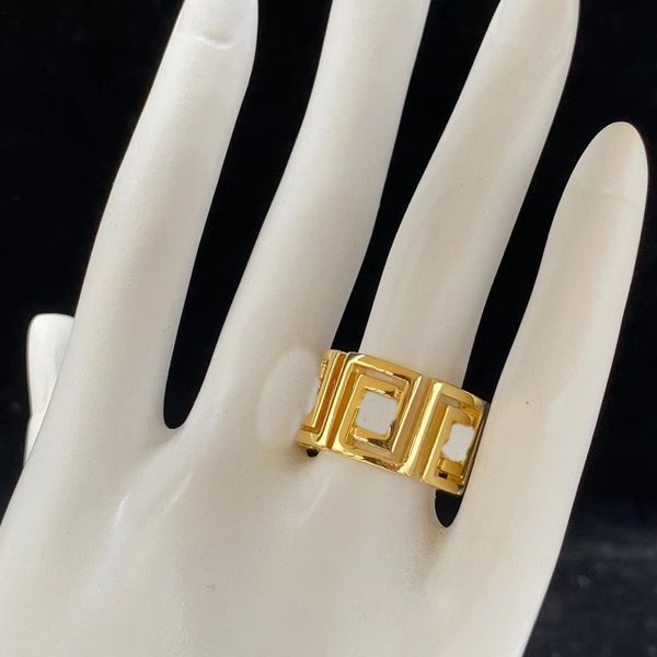 2023fashion tiger head carved vine pattern band rings wide ring domineering personality tide with box-71, Silver
2023fashion tiger head carved vine pattern band rings wide ring domineering personality tide with box-71, Silver