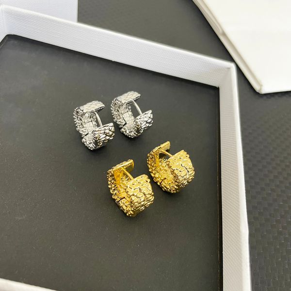 classic earrings ladies new designed stud earrings baalensiaga special texture gold plated anti allergy women's designer jewelry, Golden;silver
classic earrings ladies new designed stud earrings baalensiaga special texture gold plated anti allergy women's designer jewelry, Golden;silver
