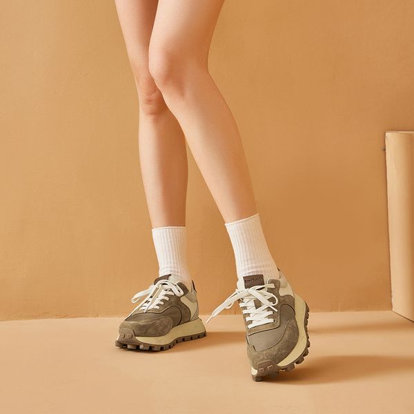 casual sneakers women pig suede patchwork mixed colors lace-up round toe platform shoes lady flats handmade 29199, Black
casual sneakers women pig suede patchwork mixed colors lace-up round toe platform shoes lady flats handmade 29199, Black