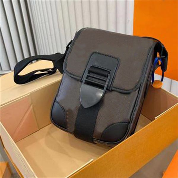 men archy messenger bag mm retiro small leather man luxury designer monograms macassar removable adjustable strap casual purse mobile phone 
men archy messenger bag mm retiro small leather man luxury designer monograms macassar removable adjustable strap casual purse mobile phone