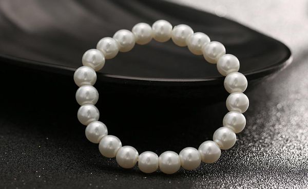 fashion women jewelry artificial pearls bracelet beaded strands pure white faux pearl1894784, Golden;silver
fashion women jewelry artificial pearls bracelet beaded strands pure white faux pearl1894784, Golden;silver