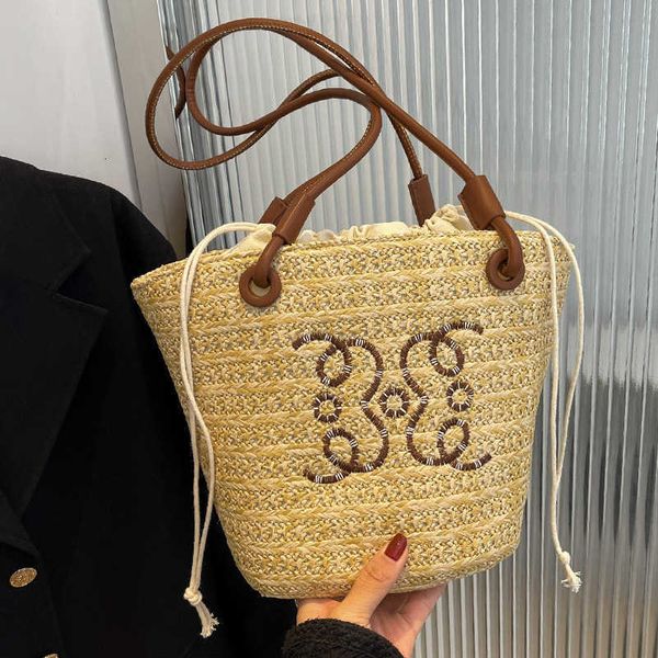 underarm bag female summer 2022 new versatile ins niche fashion straw woven advanced texture one shoulder bucket
underarm bag female summer 2022 new versatile ins niche fashion straw woven advanced texture one shoulder bucket