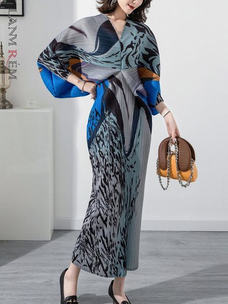 dresses lanmrem pleated printing dress batwing sleeve vneck loose long dresses female elegant retro clothing 2023 summer new 2r2238, Black;gray
dresses lanmrem pleated printing dress batwing sleeve vneck loose long dresses female elegant retro clothing 2023 summer new 2r2238, Black;gray