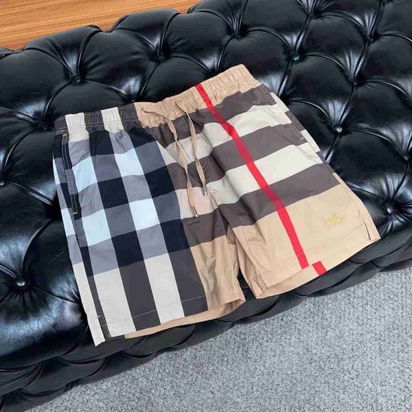 light luxury quick drying shorts men's summer fashion checkered capris contrast plaid shorts men's british summer beach pants, White;black
light luxury quick drying shorts men's summer fashion checkered capris contrast plaid shorts men's british summer beach pants, White;black