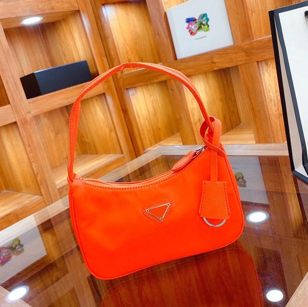 luxurious fashion re-edition 2005 nylon woman luxurys men designers bags lady womens mens crossbody shoulder purses handbags bag wallet back
luxurious fashion re-edition 2005 nylon woman luxurys men designers bags lady womens mens crossbody shoulder purses handbags bag wallet back