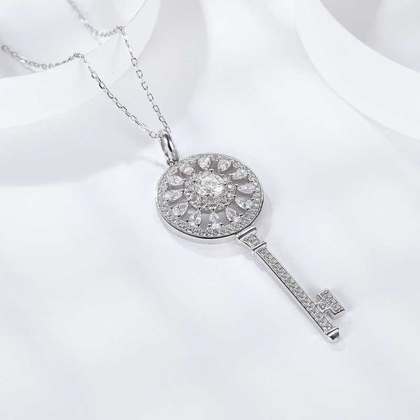 high-quality tiffayffay's same full diamond key pendant s925 sterling silver gold-plated mosonite necklace gzd4
high-quality tiffayffay's same full diamond key pendant s925 sterling silver gold-plated mosonite necklace gzd4
