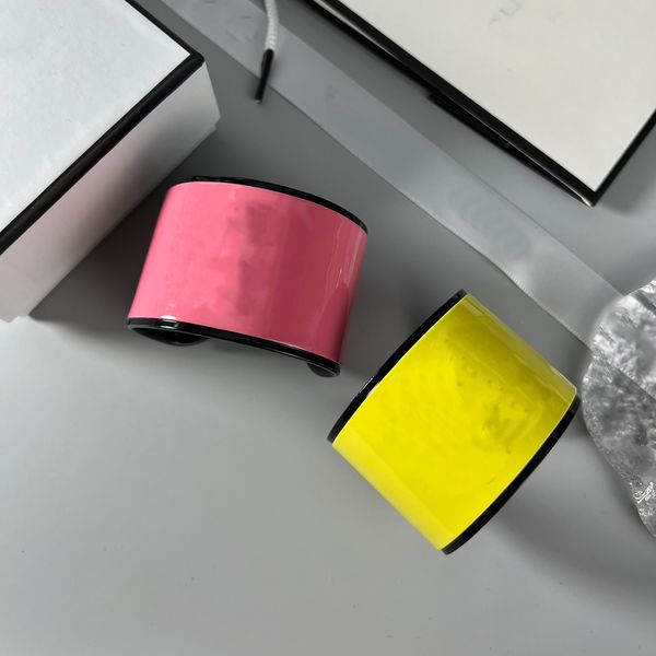 new bangle internet celebrity lady women c open bracelet fashion designer charm bracelet woman accessories for dinner party with box, Black
new bangle internet celebrity lady women c open bracelet fashion designer charm bracelet woman accessories for dinner party with box, Black