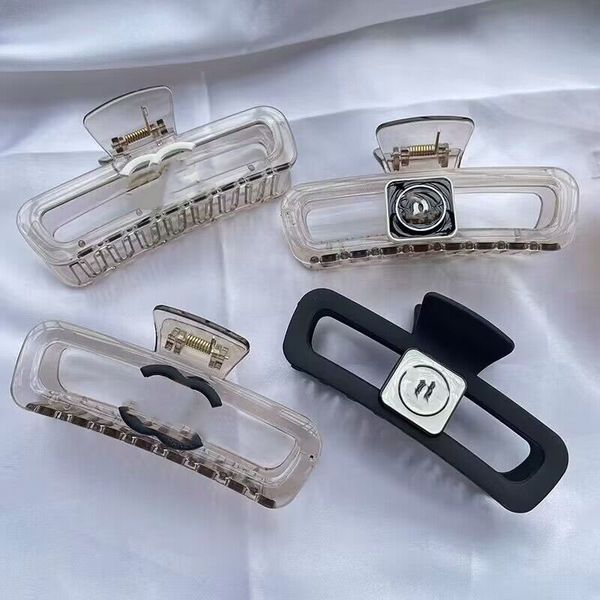 women letter hairpin luxury designer barrettes brand classic versatile leisure hairclips fashion black shark hairpin hair clips, Slivery;golden
women letter hairpin luxury designer barrettes brand classic versatile leisure hairclips fashion black shark hairpin hair clips, Slivery;golden