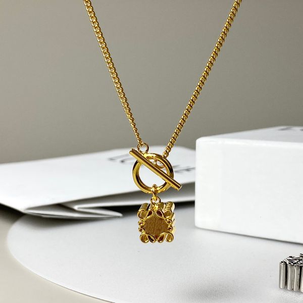 vintage anagram silk-wrapped stereo loews pendant necklace 18k gold brand sweater necklaces glamour women's wedding party jewelry acces, Silver
vintage anagram silk-wrapped stereo loews pendant necklace 18k gold brand sweater necklaces glamour women's wedding party jewelry acces, Silver