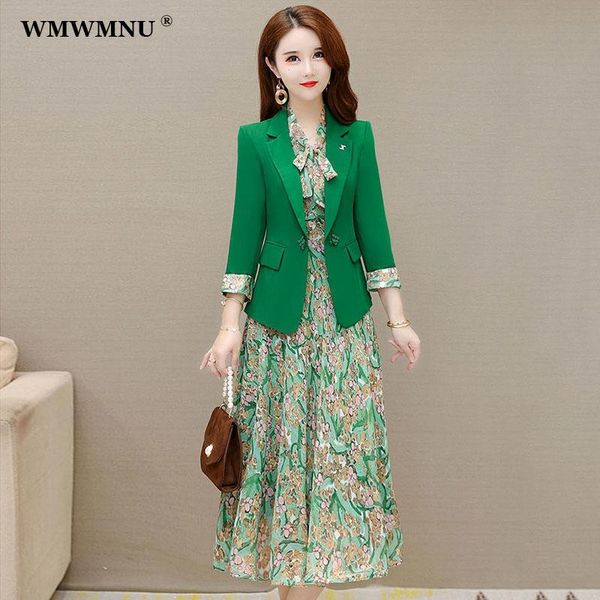 dress elegant floral dress suits women 2 piece set office lady korean thin unlined blazer and sleeveless print dresses casual outfits, White
dress elegant floral dress suits women 2 piece set office lady korean thin unlined blazer and sleeveless print dresses casual outfits, White