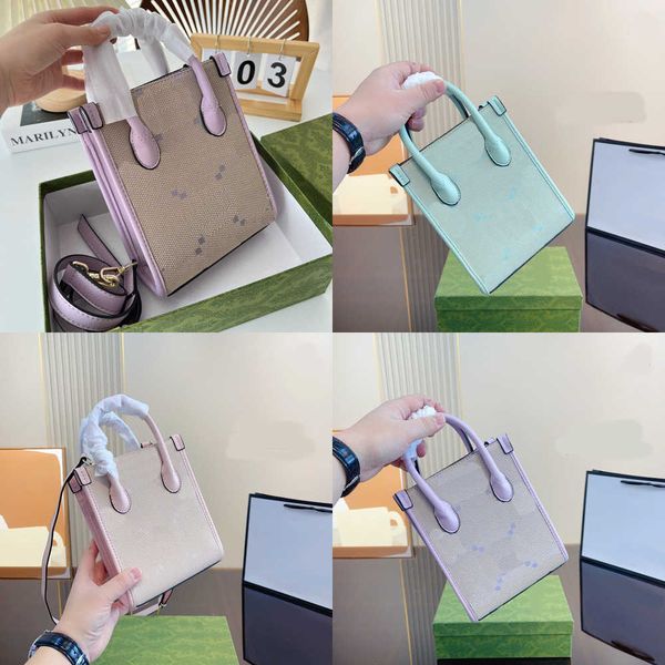 mini tote women desigmer bag luxurys handbag classic embroidery shoulder bags lady vintage high-capacity crossbody bags 230524
mini tote women desigmer bag luxurys handbag classic embroidery shoulder bags lady vintage high-capacity crossbody bags 230524