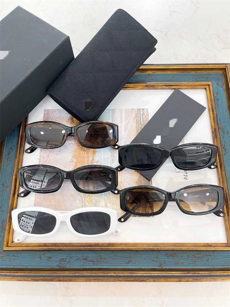 2023 new little fragrant ins network red same narrow frame personalized fashion sunglasses c74573s, White;black
2023 new little fragrant ins network red same narrow frame personalized fashion sunglasses c74573s, White;black