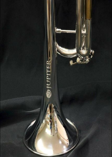 new jupiter jtr110s trumpet b flat in good condition made in taiwan for beginner with full accesories3054904
new jupiter jtr110s trumpet b flat in good condition made in taiwan for beginner with full accesories3054904