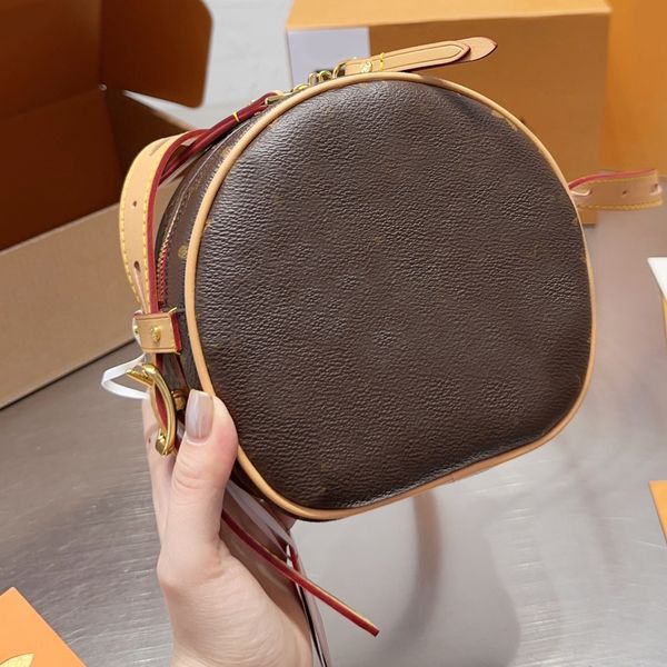round bags designer brand bag tote priting luxurys handbags cross body fashion shoulder bag women letter purse phone wallet
round bags designer brand bag tote priting luxurys handbags cross body fashion shoulder bag women letter purse phone wallet