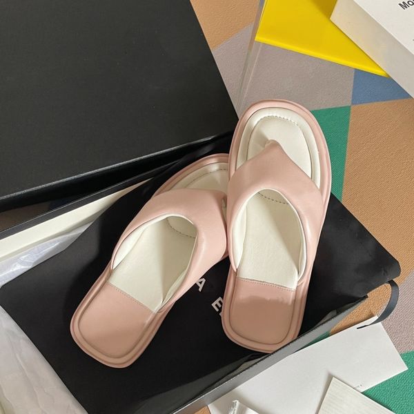 designer slippers summer flat candy color flip-flops bread sandals comfortable slippers luxury women sandals fashion casual beach shoes, Black
designer slippers summer flat candy color flip-flops bread sandals comfortable slippers luxury women sandals fashion casual beach shoes, Black