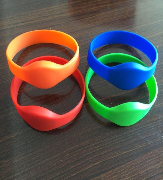eco friendly 125khz em4100 blue red green waterproof silicone id wristbandrfid braceletrfid wristband pack of 42627688
eco friendly 125khz em4100 blue red green waterproof silicone id wristbandrfid braceletrfid wristband pack of 42627688