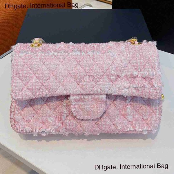 classic cf chain bag luxury designer portable shoulder crossbody for women 22p spring/summer series square fat with dual enamel buckle
classic cf chain bag luxury designer portable shoulder crossbody for women 22p spring/summer series square fat with dual enamel buckle