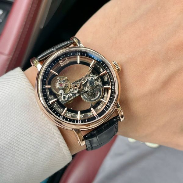 new luxury men's watch designer watch automatic mechanical movement casual watch stainless steel strap 40mm dial waterproof men's, Slivery;brown
new luxury men's watch designer watch automatic mechanical movement casual watch stainless steel strap 40mm dial waterproof men's, Slivery;brown