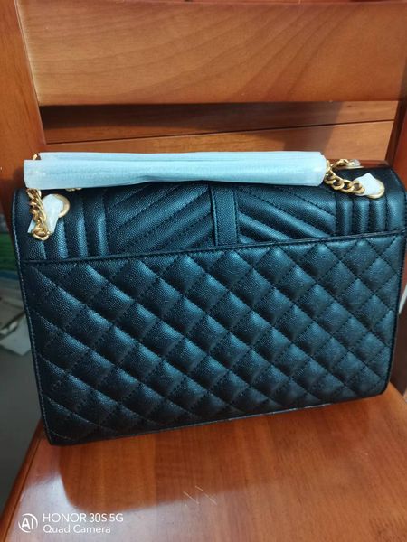 2023 5a superb tp women's real leather bag lychee cowhide doctor handbag shoulder purse craft all lindys handmade handbags bag with box
2023 5a superb tp women's real leather bag lychee cowhide doctor handbag shoulder purse craft all lindys handmade handbags bag with box