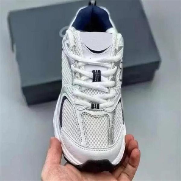 2023 new luxury brand 530 men women sneakers tennis shoes canvas slip on female casual shoess platform flats men vulcanize9044033
2023 new luxury brand 530 men women sneakers tennis shoes canvas slip on female casual shoess platform flats men vulcanize9044033