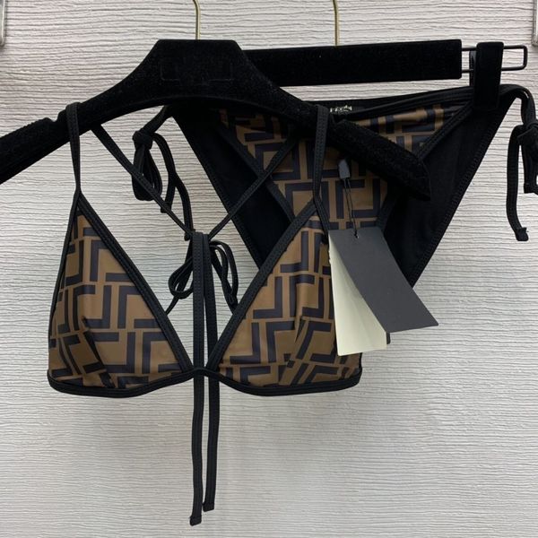 2023 letter print bikini separate swimsuit bathing cute japanese system net red swimsuit, White;black
2023 letter print bikini separate swimsuit bathing cute japanese system net red swimsuit, White;black